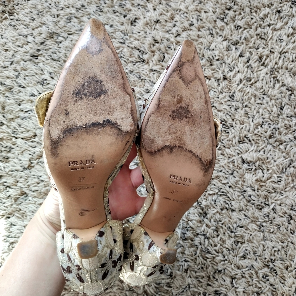 Prada calzature donna cloquet lurex Nude pumps gold brocade pattern Buckle Sz 7 - Picture 7 of 10